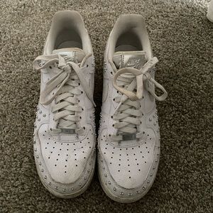 Nike Air forces with stars